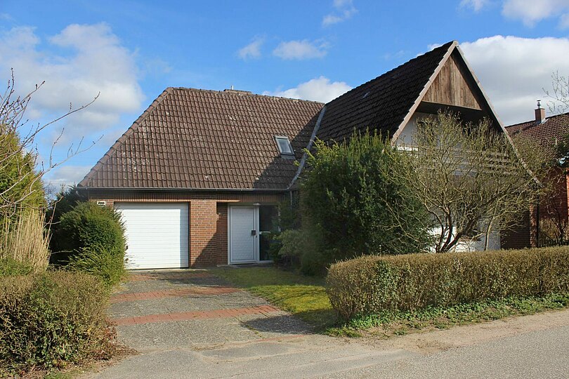Einfamilienhaus mit Garage und Keller in Kiel-Kronsburg