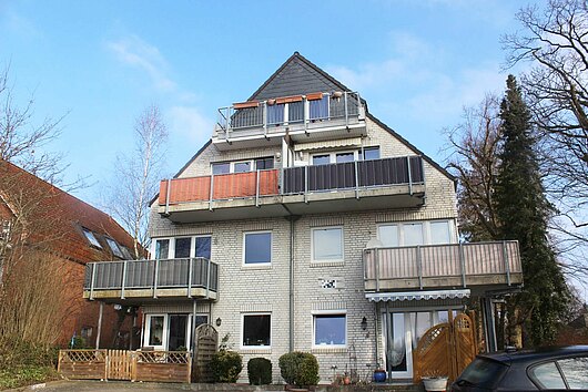 4-Zimmer-Eigentumswohnung [zz. vermietet] mit 2 Terrassen in Kiel-Russee